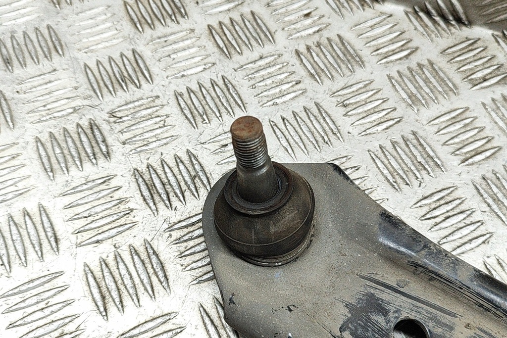 фото №6, Suzuki sx4 s-cross jyb важіль підвіски vorne rechts unten 45201-61m00 1.5i 85kw