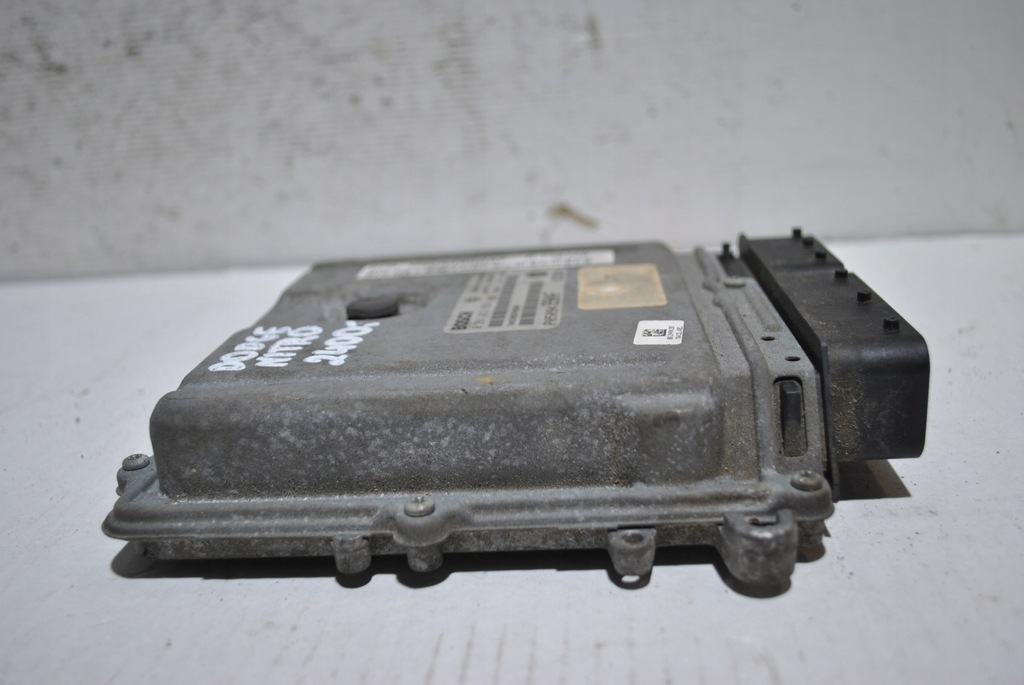 фото №5, Бортовой компьютер двигателя dodge nitro 0281013652 p05094990af