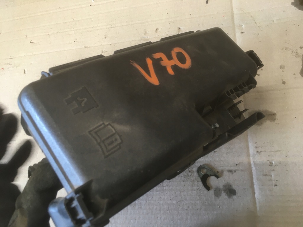 фото №4, Коробка запобіжників volvo v70