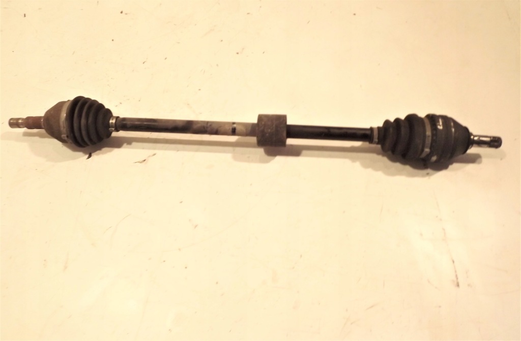 Купити Привідний вал права opel astra 3 h 1.7 cdti 82 km