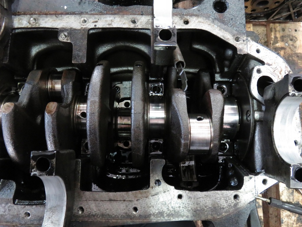 фото №8, Блок vw transporter t4 2.5 tdi acv 046103021e