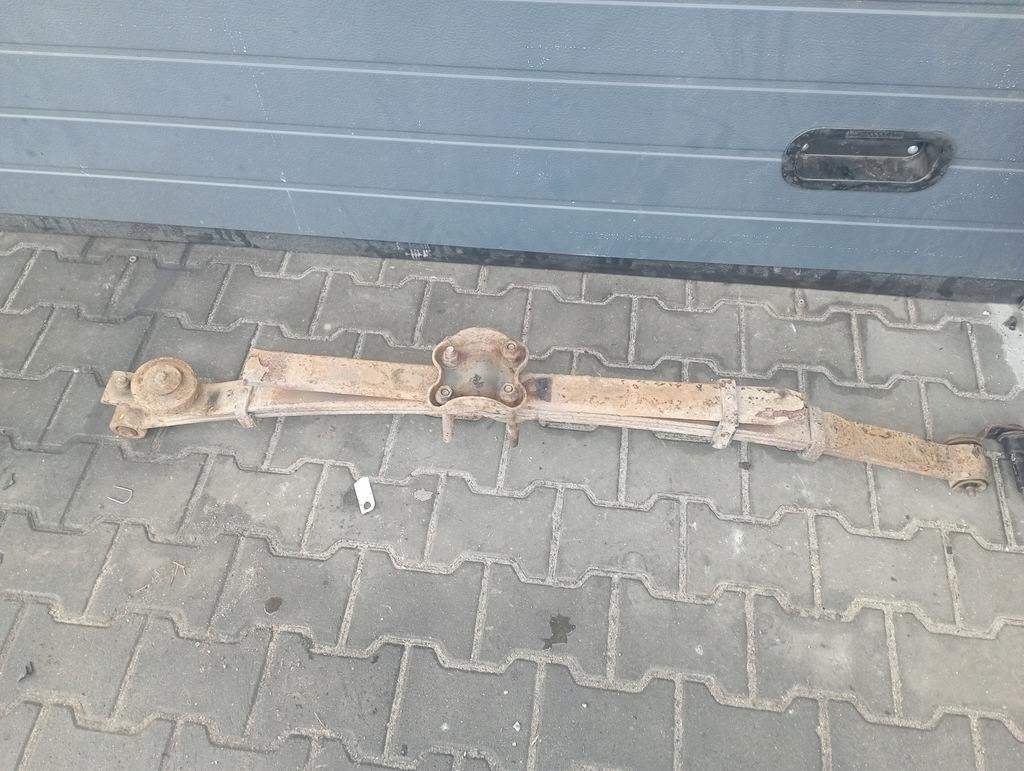 фото №1, Nissan navara iii d40 ресора ресора щітки щітка задня 4wd