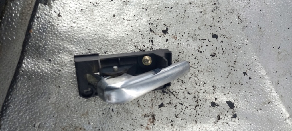 фото №1, Ручка внутренняя правая перед alfa romeo 147 02r