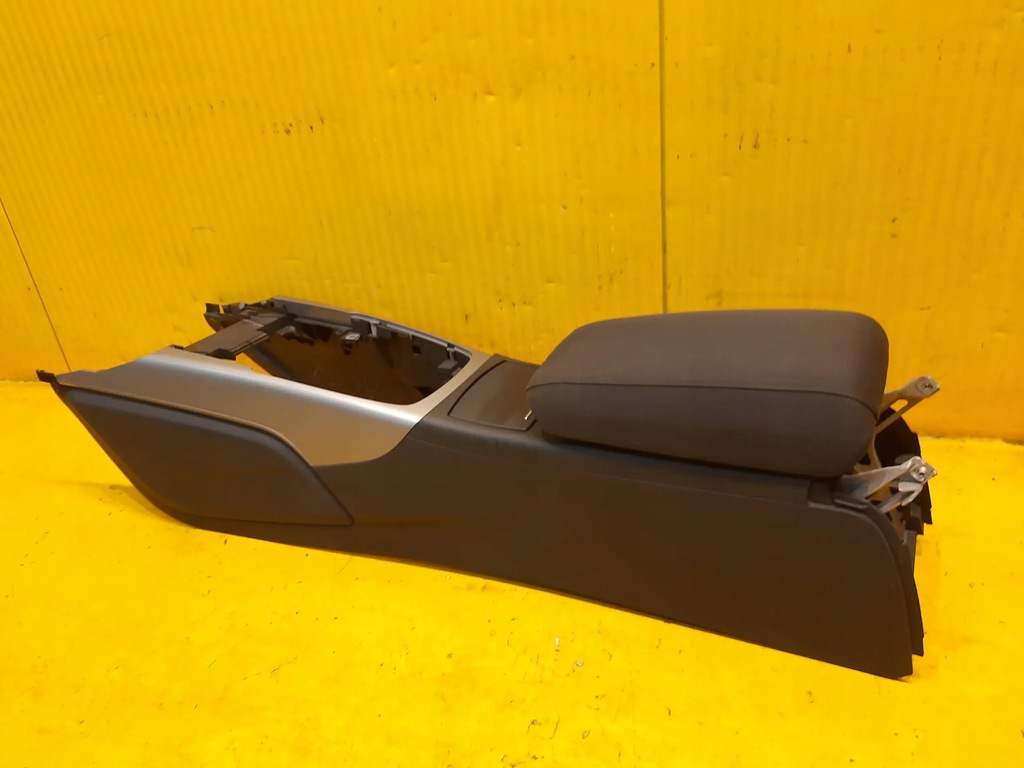 фото №7, Audi a6 c7 4g подлокотник туннель средний