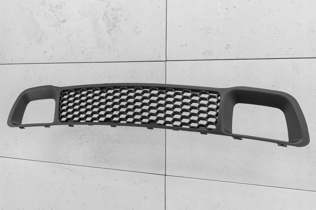 Jeep grand cherokee wk2 14-17 нижня решітка передній бампера 68141936ad Київ