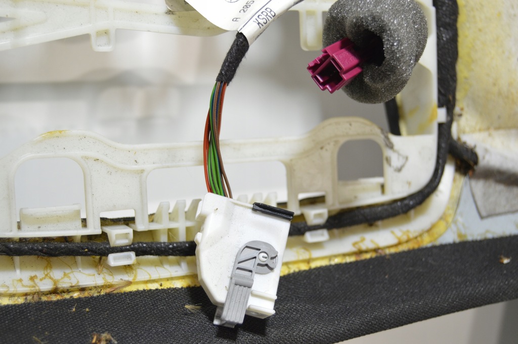 фото №12, Потолок mercedes w205 c klasa sedan панорама 2056906804