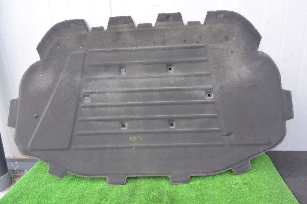 фото №1, Шумоизоляция капот audi q7 4l