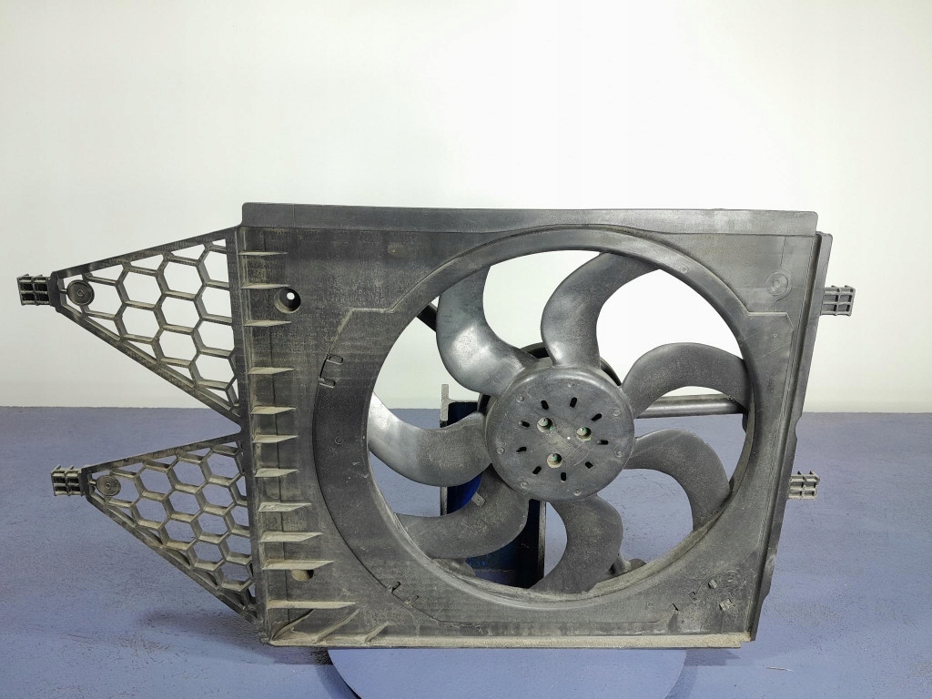 фото №5, Skoda rapid lift 1.0 tsi 110 km вентилятор вентилятор радиатора 6r0121207q