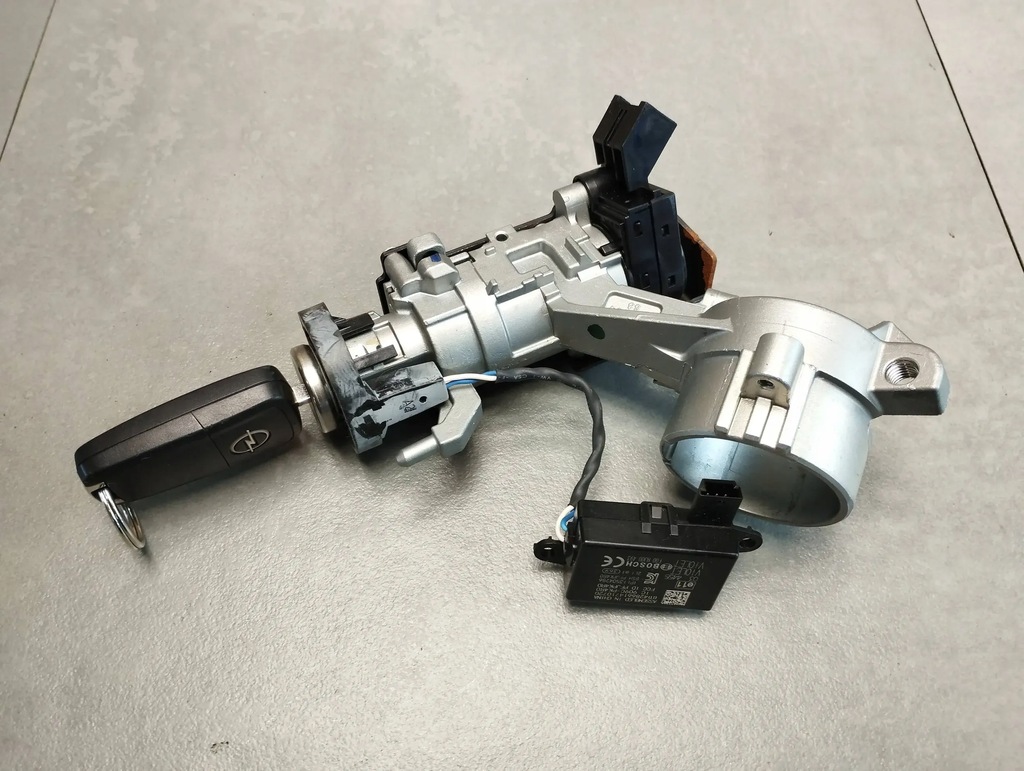 фото №1, Opel insignia a замок запалювання ключ 23276089