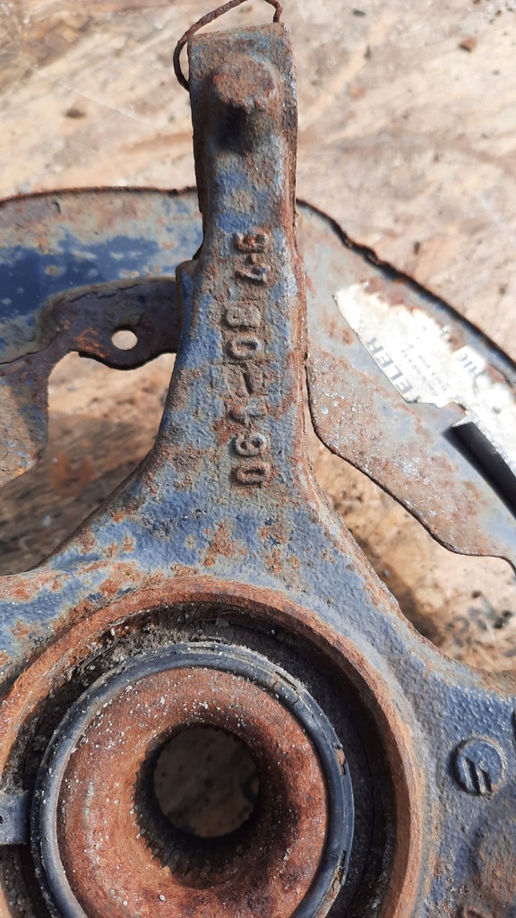 фото №5, Поворотный кулак правая перед volvo v50 3m51-3k170