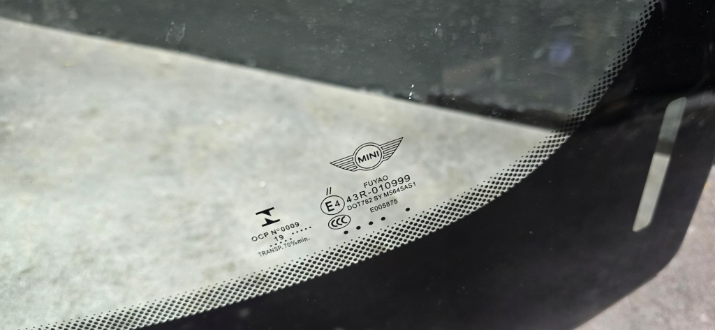 Скло лобове передня mini 3/5d f55 f56 f57 2019 датчик дощу/сутінків Недорого