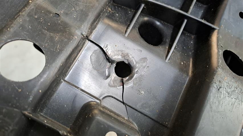 фото №9, M4 532890d130 плита бампера toyota yaris iii lift