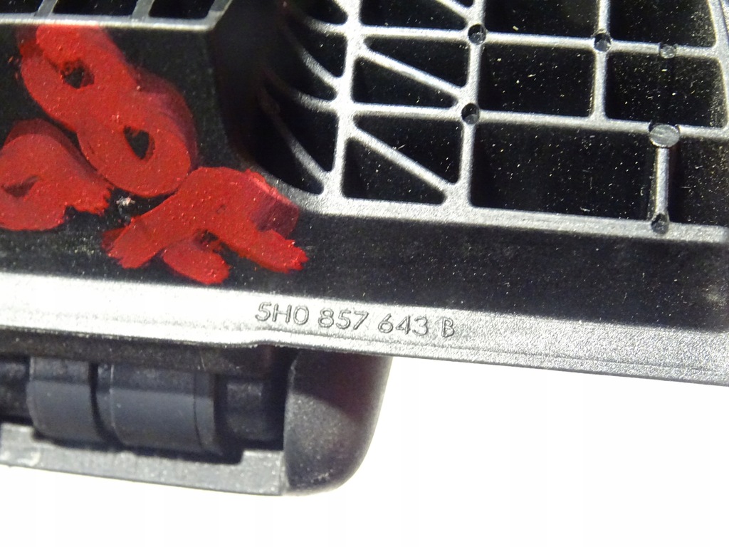 фото №7, Кронштейн ручка потолочный задняя задняя правая vw golf viii 8 r 5h0 5h0857643b