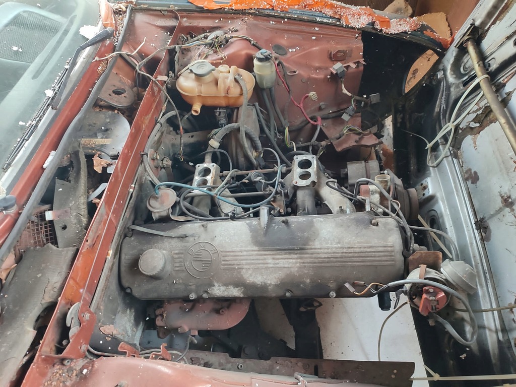 фото №1, Bmw e3 2500 e9 двигатель m30b28