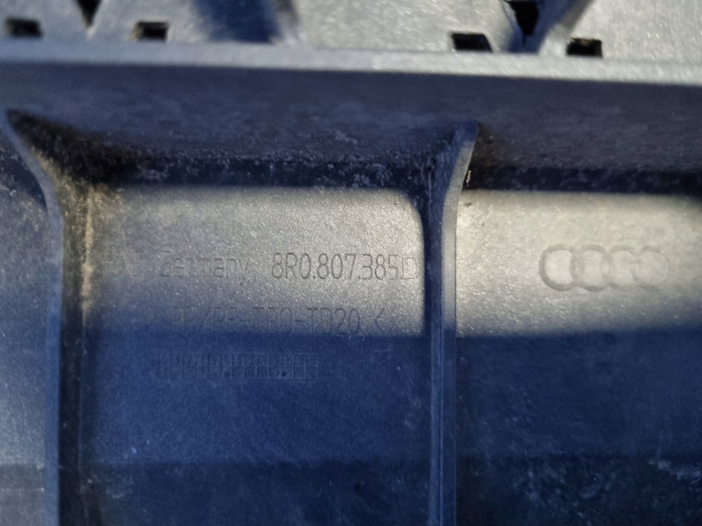 фото №8, Audi q5 8r бампер задний оригинал 8r0807385d