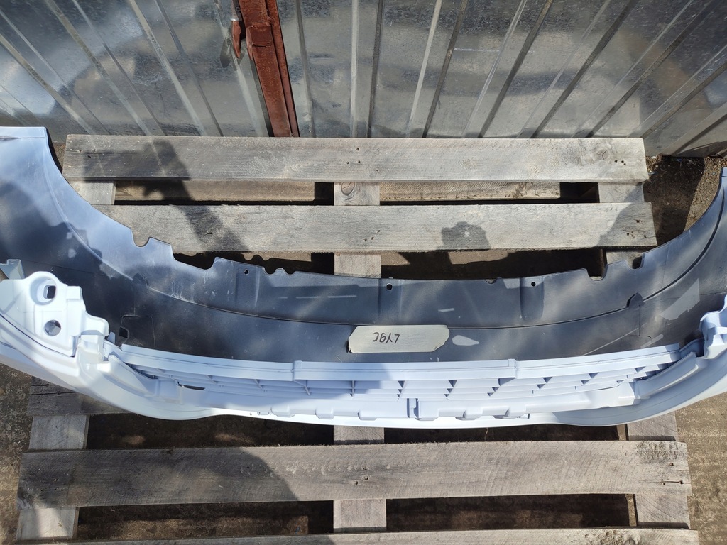 фото №10, Бампер перед передний audi a4 b7 ly9c