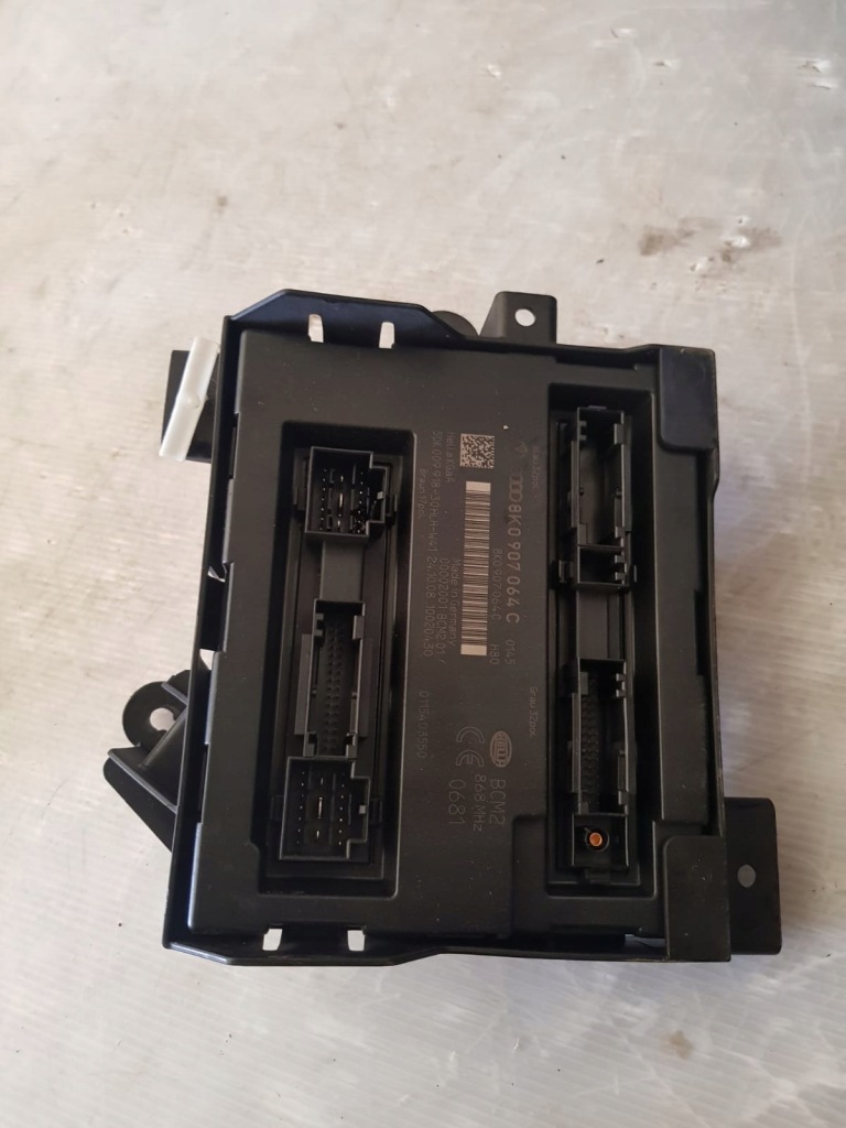 фото №1, Audi a5 8t a4 b8 модуль блок управления комфорта 8k0907064c