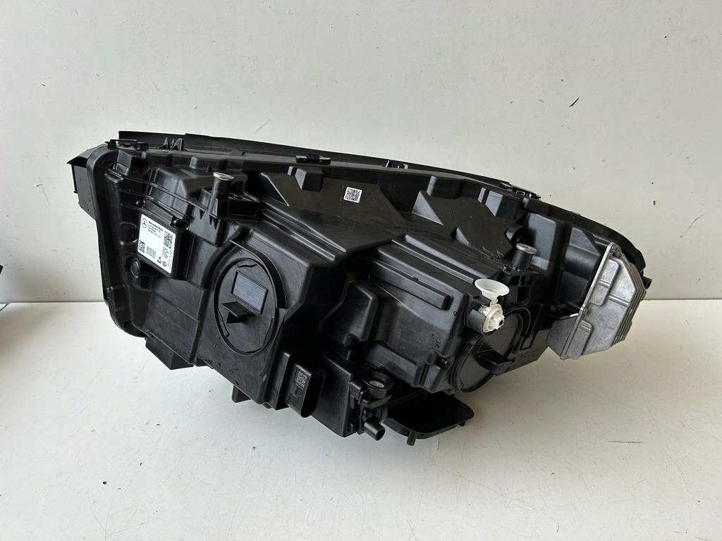 Mercedes gla 247 фара правый  multibeam led 2479068401 Оригинал