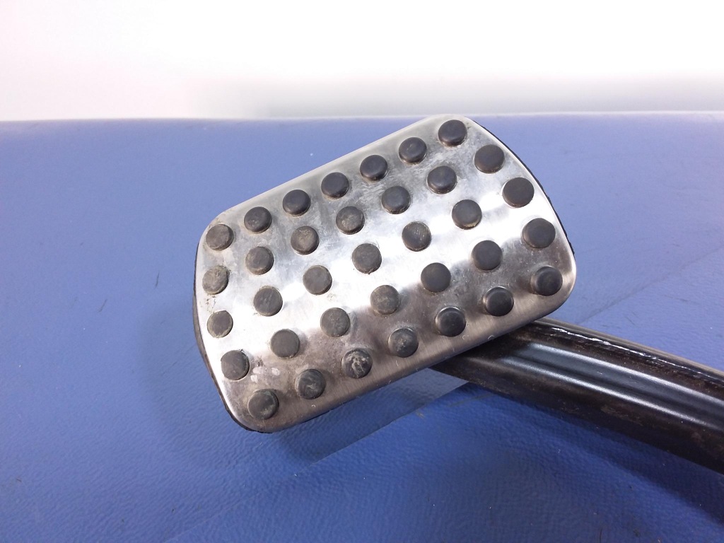 фото №4, Mercedes ml w164 педаль тормоза автоматическая коробка передач a1642901101