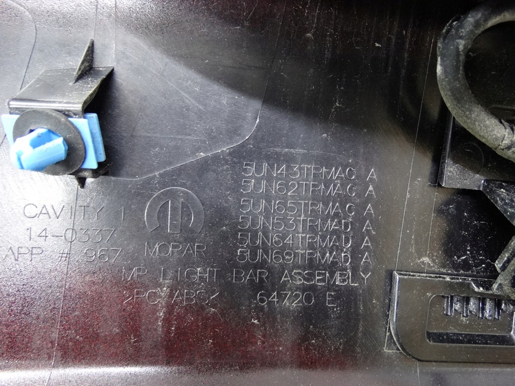 фото №10, Jeep compass ii 16- накладка молдинг крышки 5un43trmac оригинальная