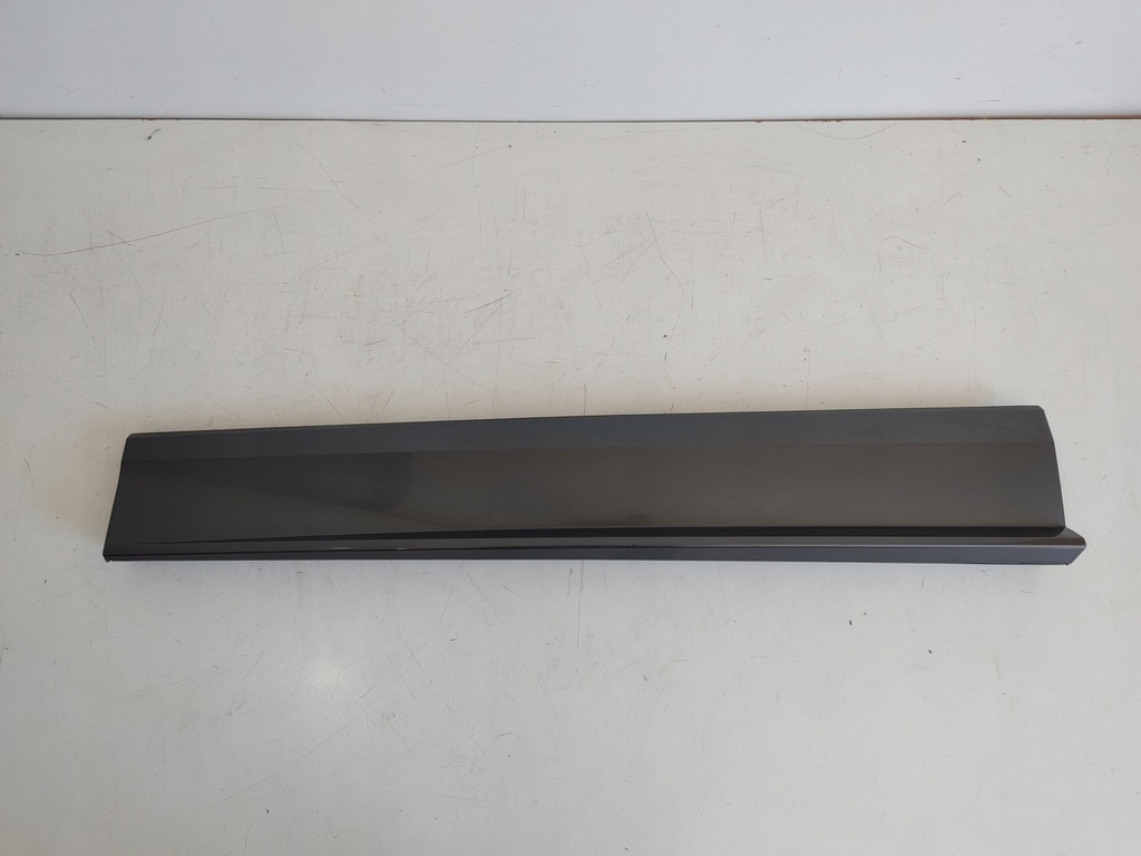 фото №1, Молдинг дверь левый перед audi q8 4m8853959