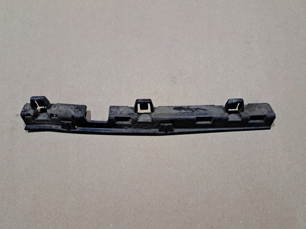 фото №1, Правое кронштейн направляющая порог bmw 7 f01 f02 7183902