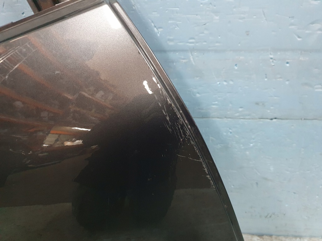 Дверей audi a6 e-tron c9 праве  задні задні Недорого