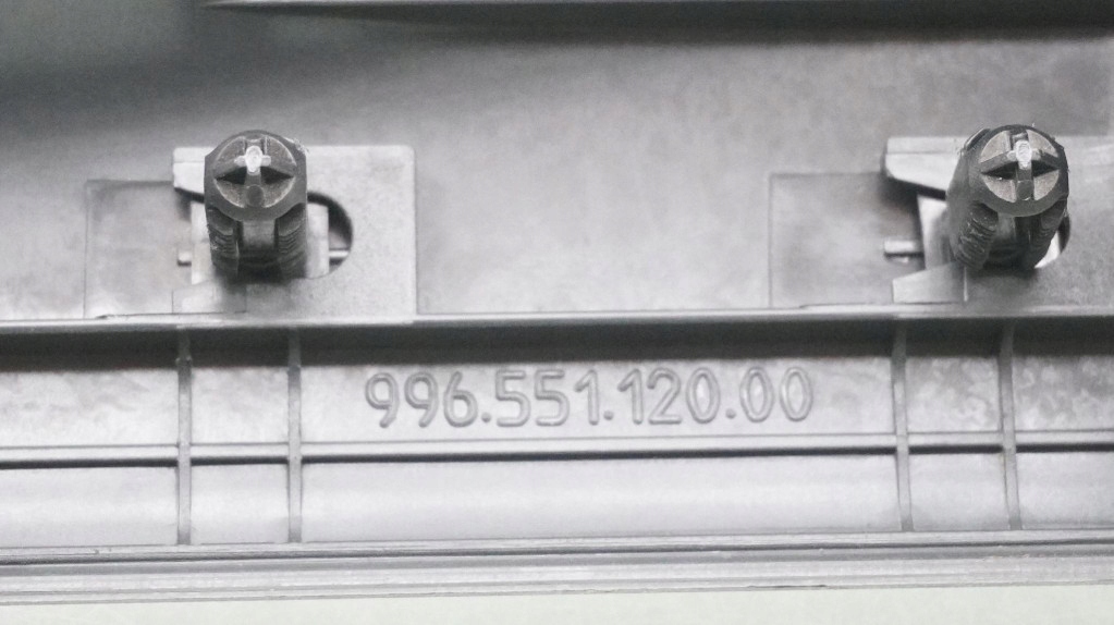 Молдинг накладка порог левая porsche boxster 986 99655112000 в Украине