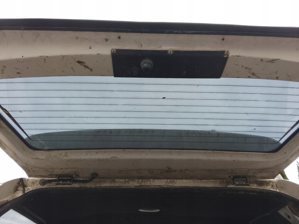 фото №3, Toyota hilux vii 2012 2.5 d -стекло задняя hardtop