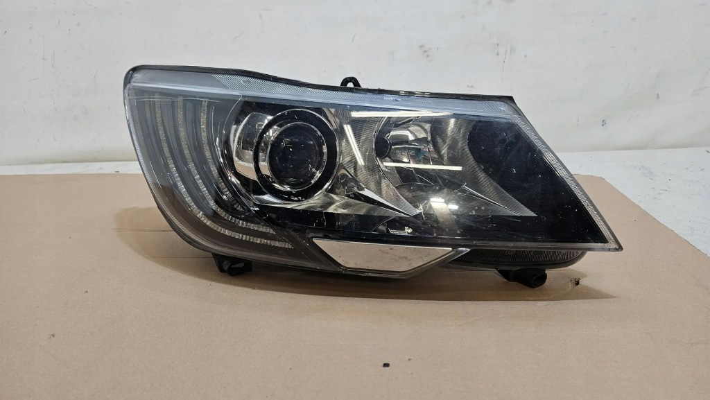 Купить Фара перед передняя правый  skoda superb 2 2 рестайлинг  led 3t1941016h