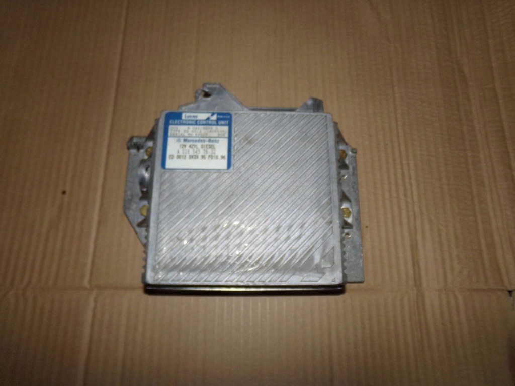 Купити Бортовий комп'ютер блок керування 0165457632 mercedes w210 2.2 d