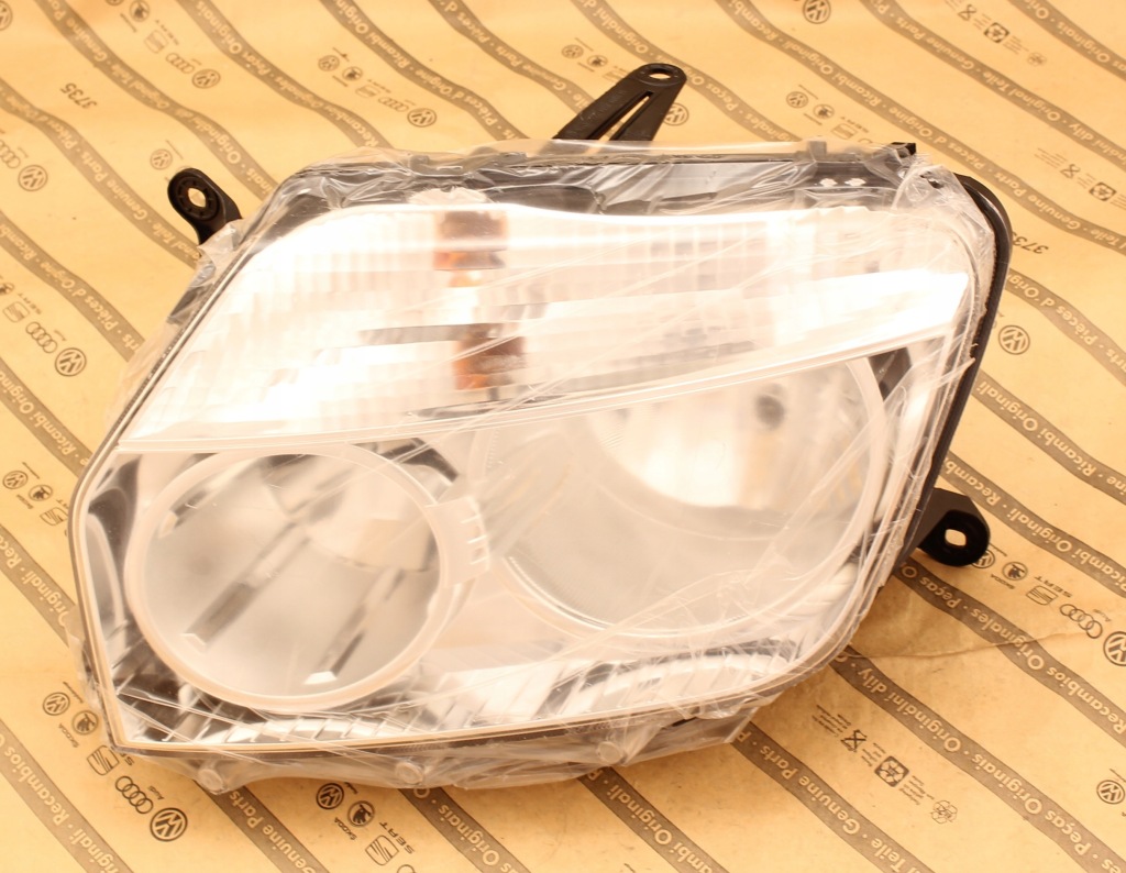 фото №1, Dacia duster 10-13 лампа перед перед срібляста nowa