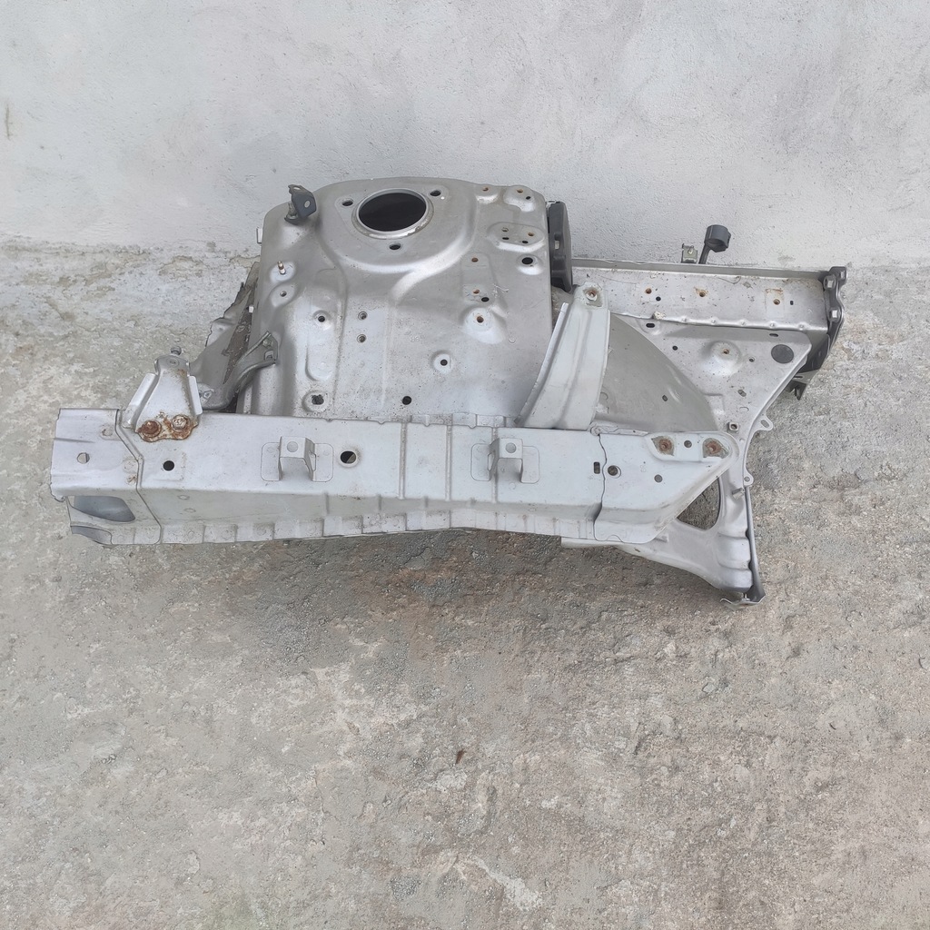 фото №3, Lexus ls 460 2007 лонжерон четверть правая