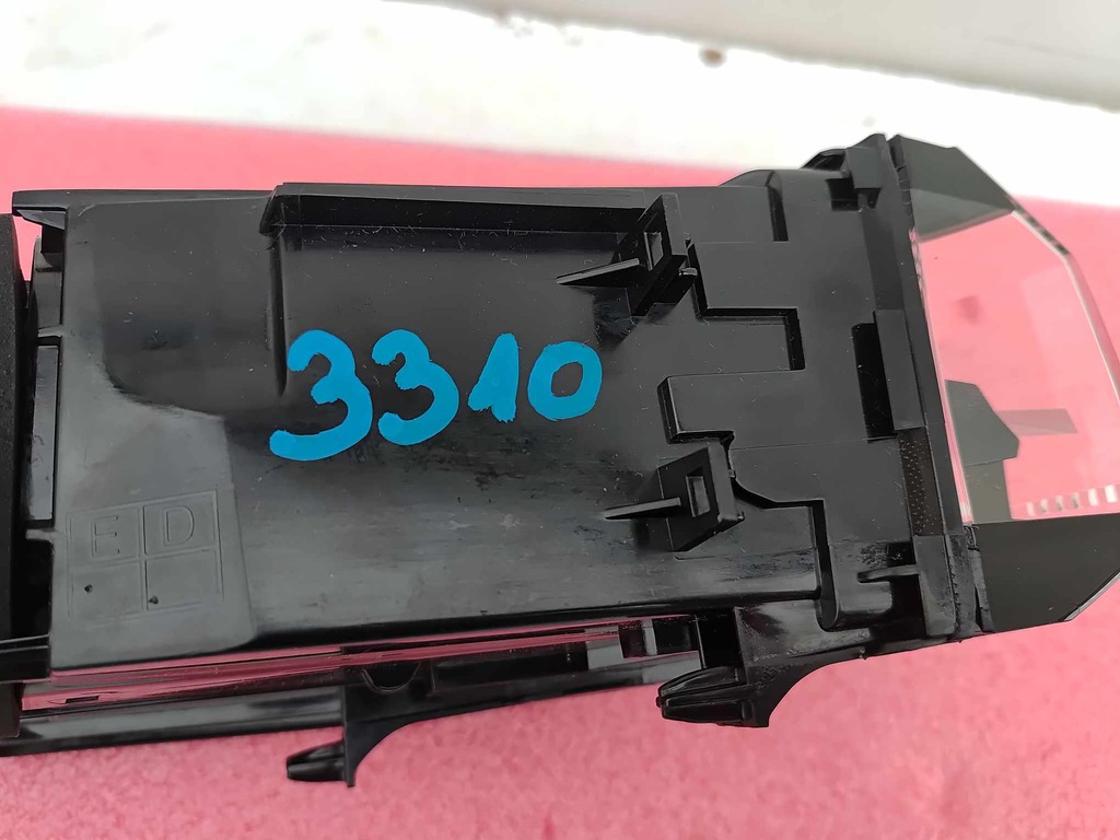 фото №10, Peugeot 308 iii t10 hb gt лампа правая задняя задняя nowa оригинальный номер 3310