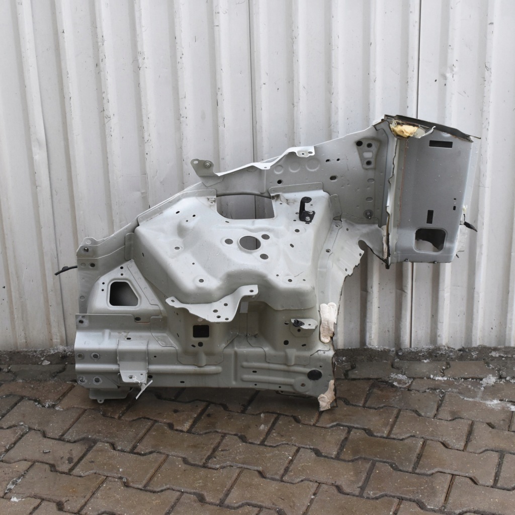 фото №1, Лонжерон правий перед підкрилок чашка tesla model y лак ppsw