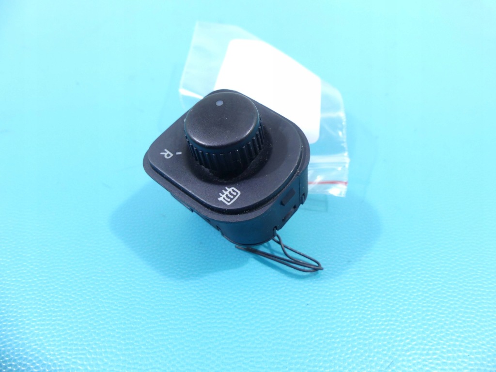 фото №1, Переключатель зеркал vw golf vi 1k0959565k eu