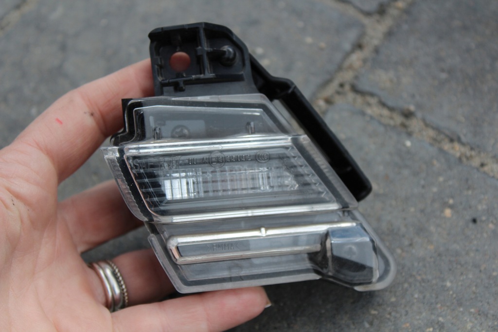 фото №11, Lexus ux лампа правая w бампер led