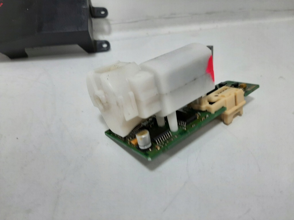 фото №14, Bmw e81 116d lift 10r набір стартовий блок керування двигуна 0281016068 8506281