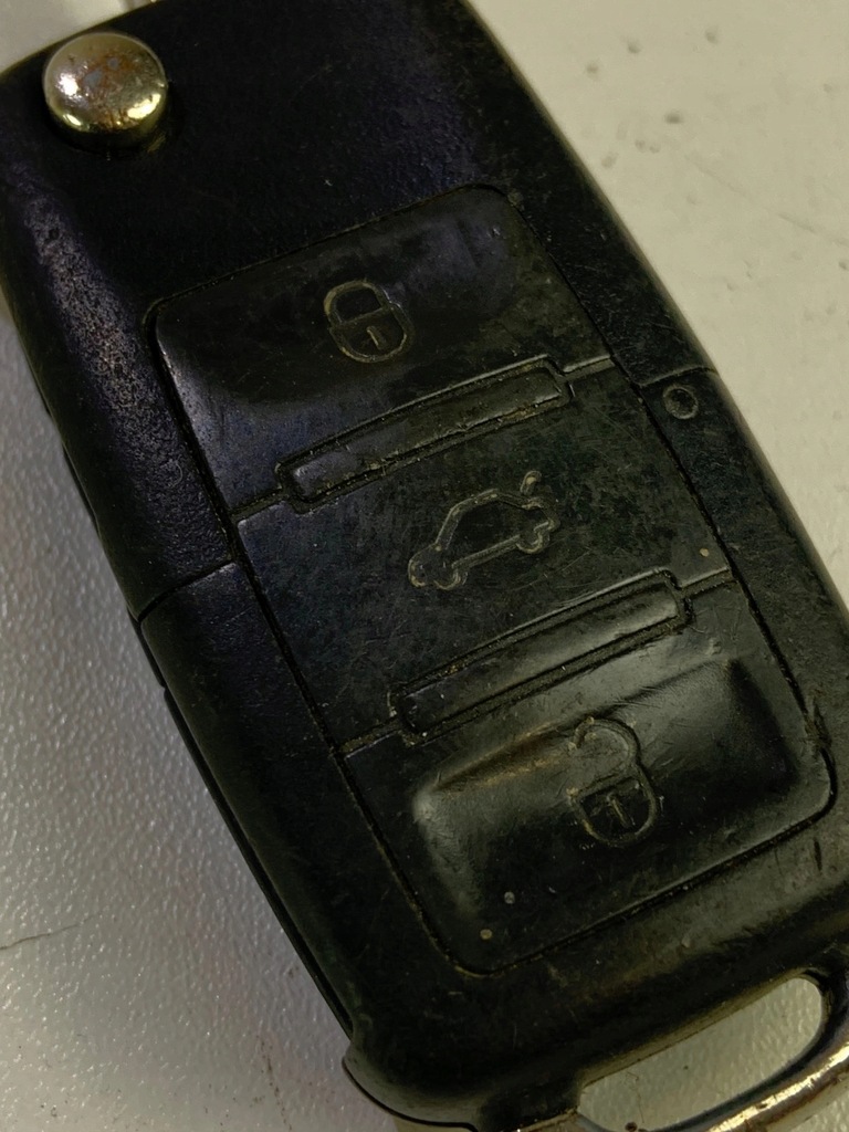 фото №4, Ключ pilot volkswagen caddy g 3 кнопки