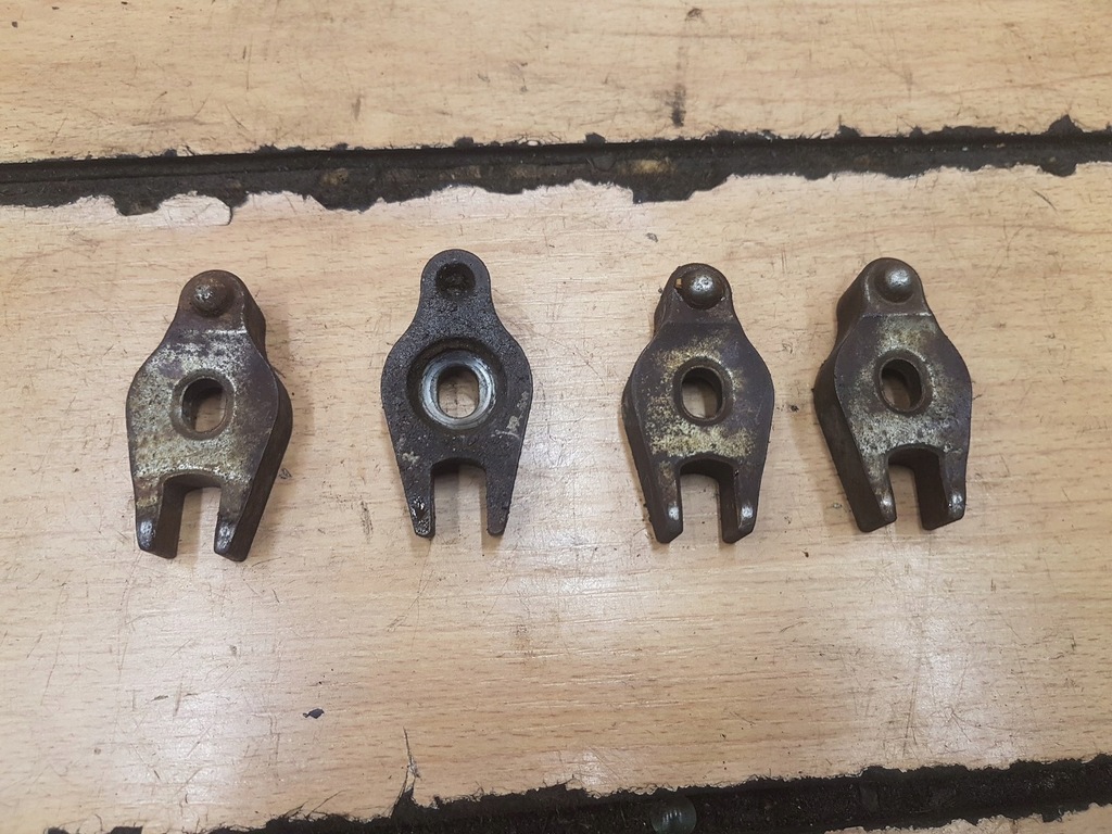 фото №1, Крепление кронштейн форсунки transit connect 1.8