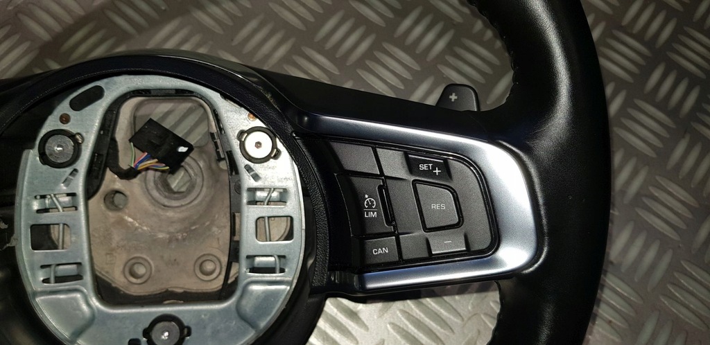 фото №7, Jaguar xf x260 f-pace x761 r-sport воздуховод sóra лепестки переключения мультифункция 16r