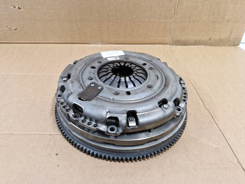 фото №1, Renault trafic iii 3 talento ii 2 2.0 dci зчеплення колесо двомасовий комплект