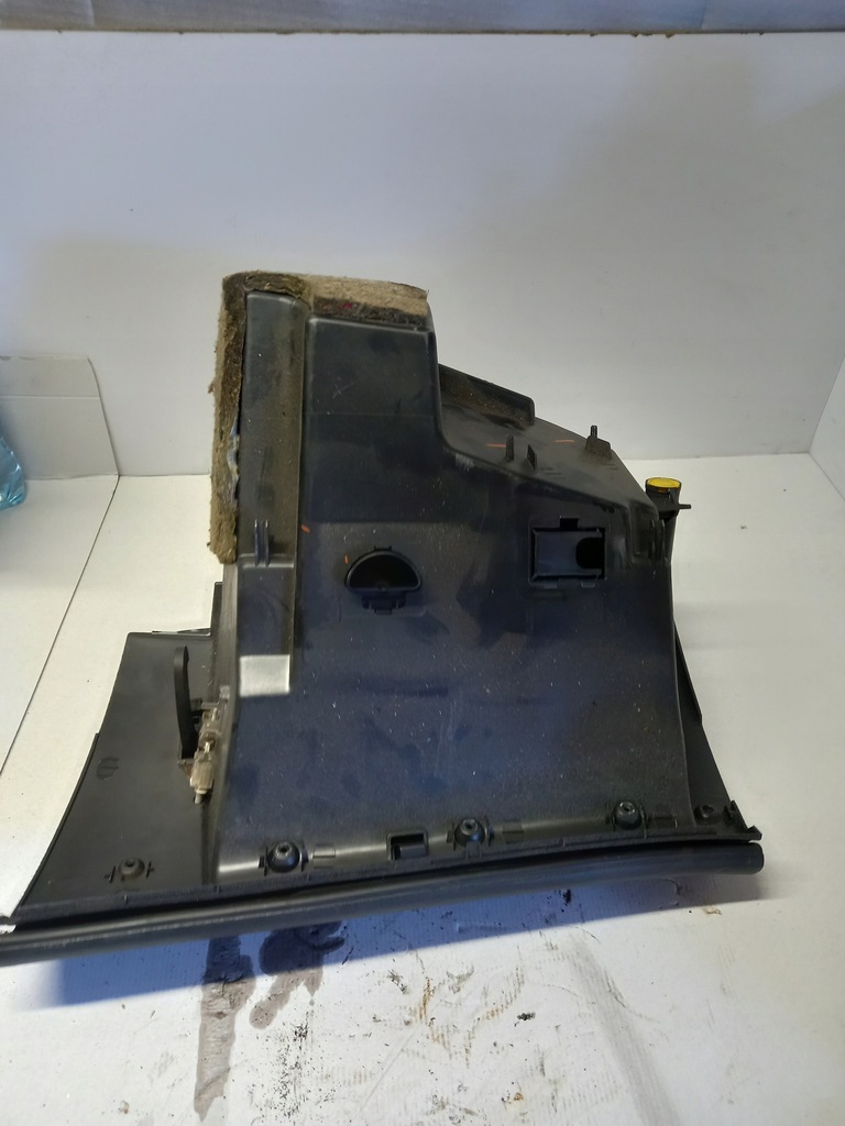 фото №4, Бардачок пассажира peugeot 407