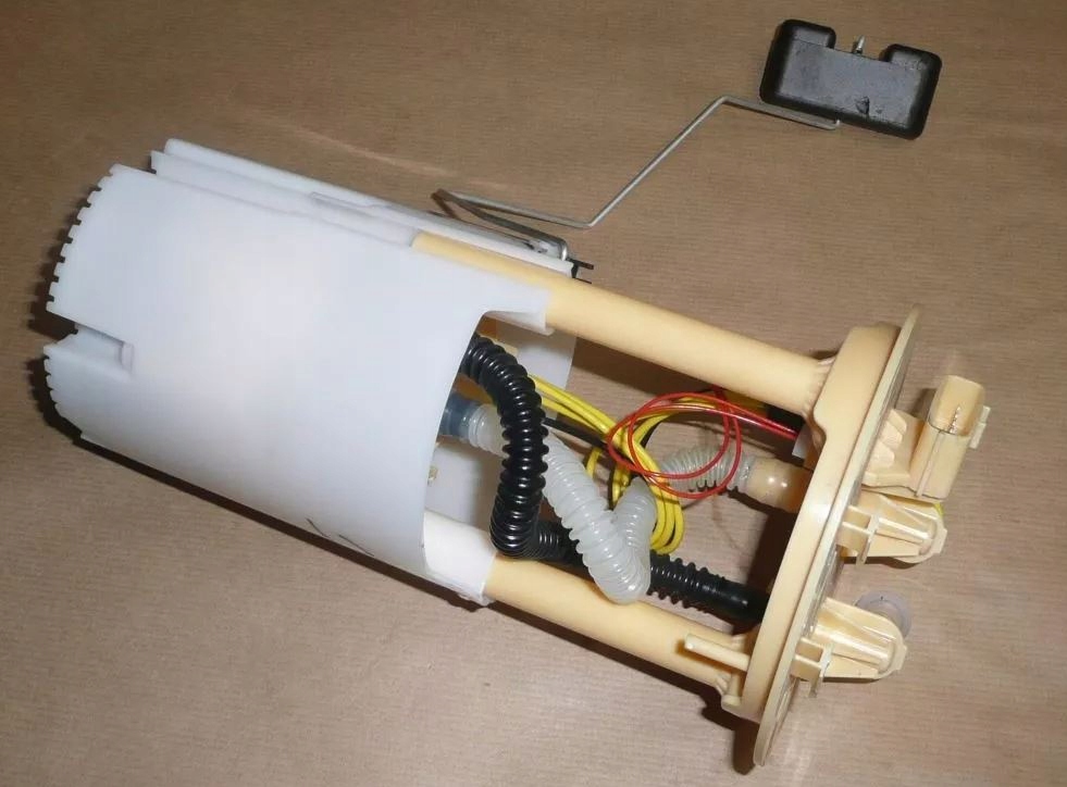 фото №4, Nowa насос топлива renault espace v 1.6dci 172023644r