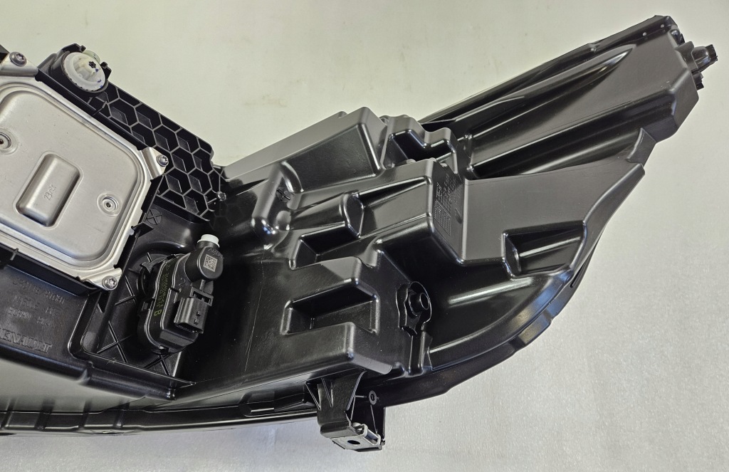 Правий фара перед full led renault trafic 3 3 iv 4 рестайлінг  260102899r Доставка