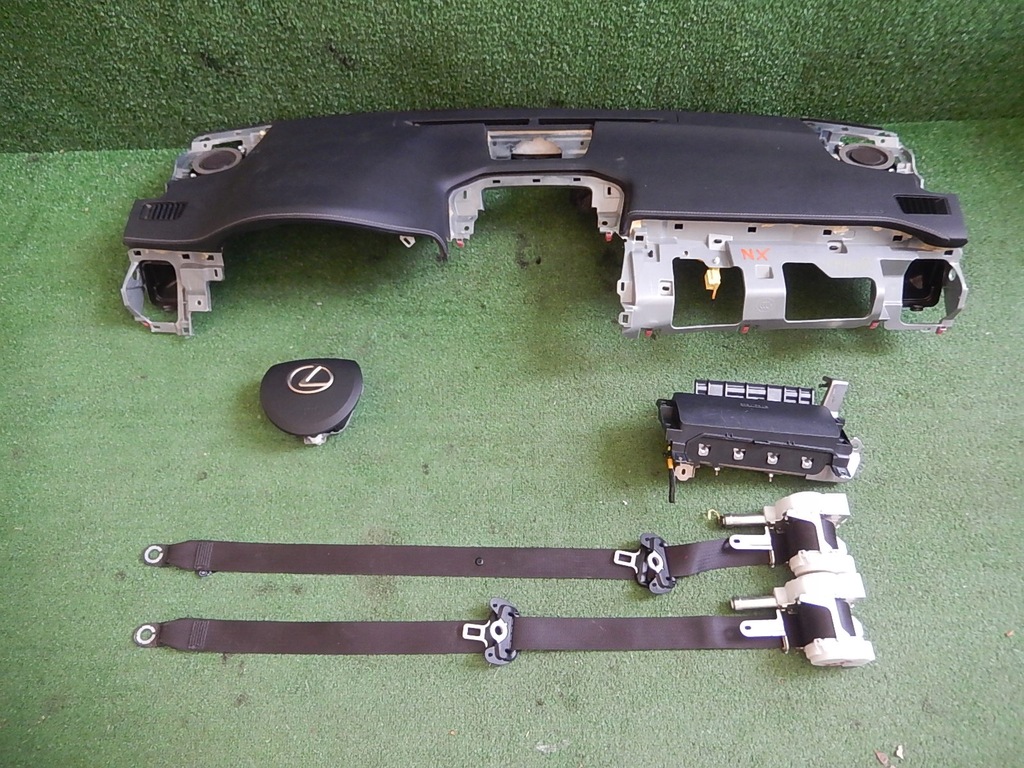 фото №1, Консоль панель приладів подушки безпеки ремені lexus nx lift 2018