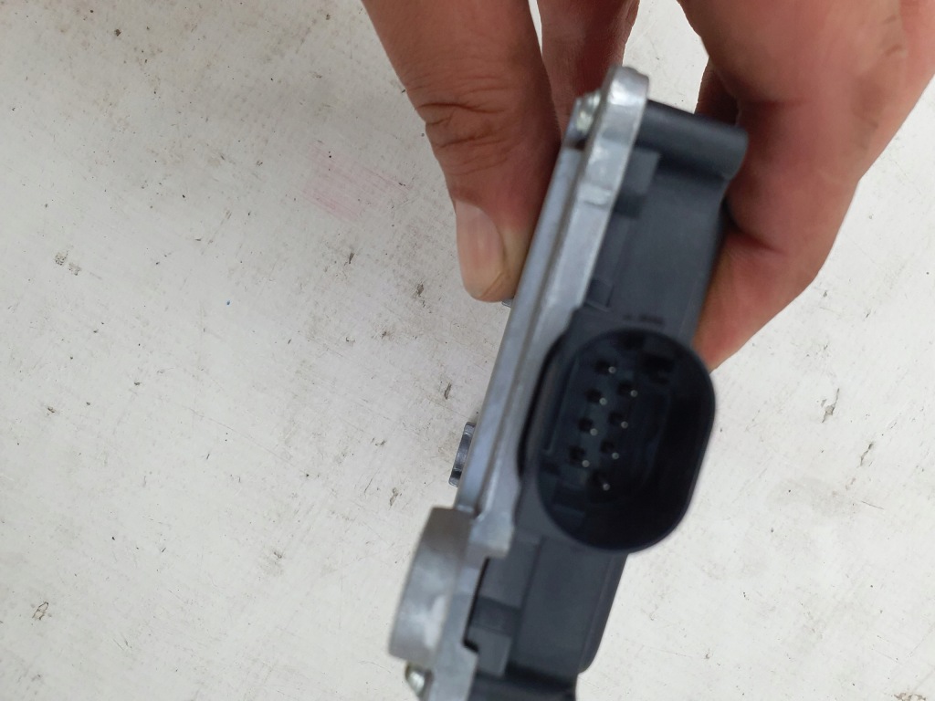 фото №8, Mercedes w205 w213 x253 датчик радар distronic a0009010607 a0009025959