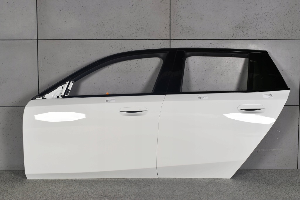 фото №1, Bmw 5 g61 touring дверь передние задние левая левый перед задняя цвет a300 300