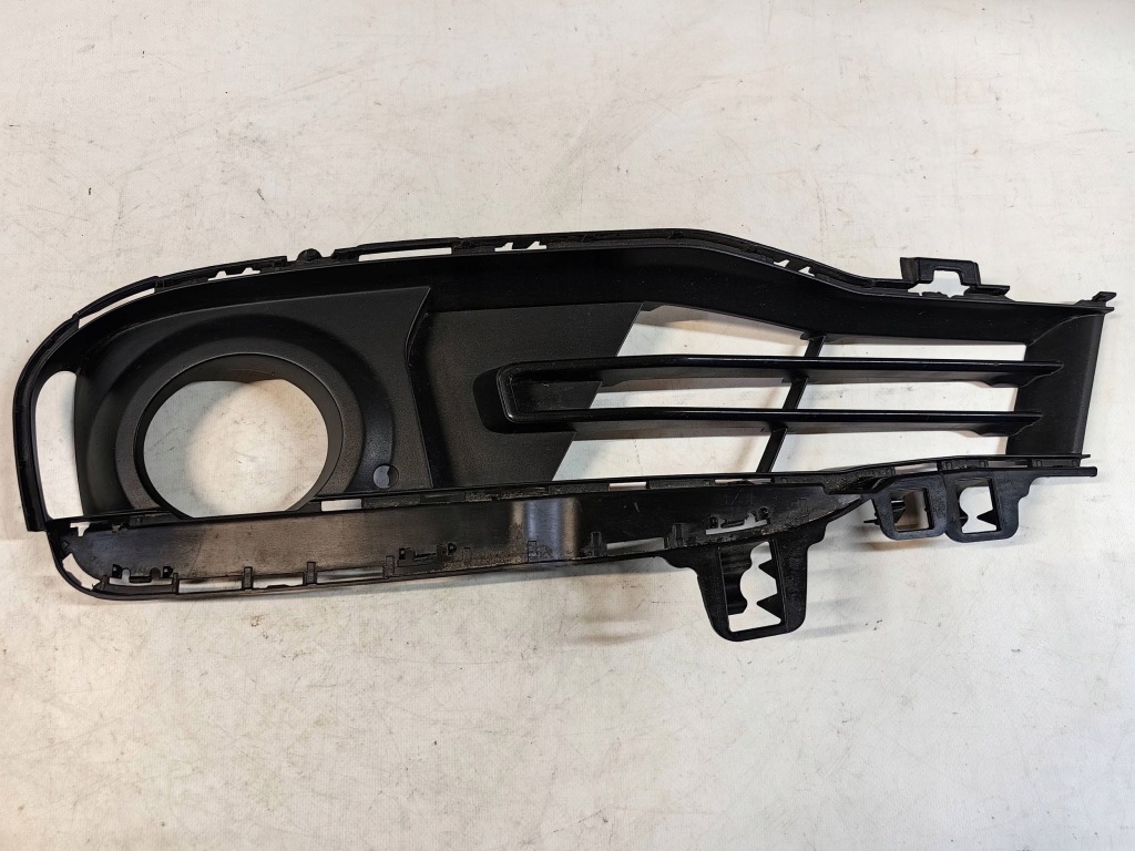 Купить Bmw 3 f30 lci рестайлинг  - решётка бампера левая