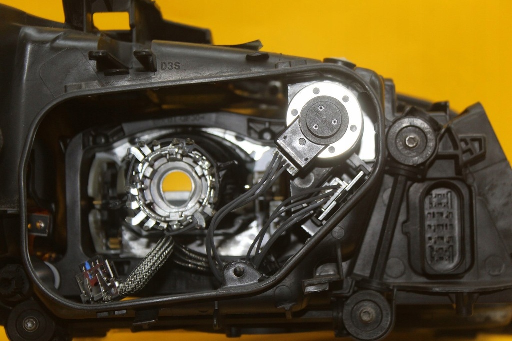 фото №9, Лампа левый перед ксенон audi q7 4l lift 4l0941003ag anglik